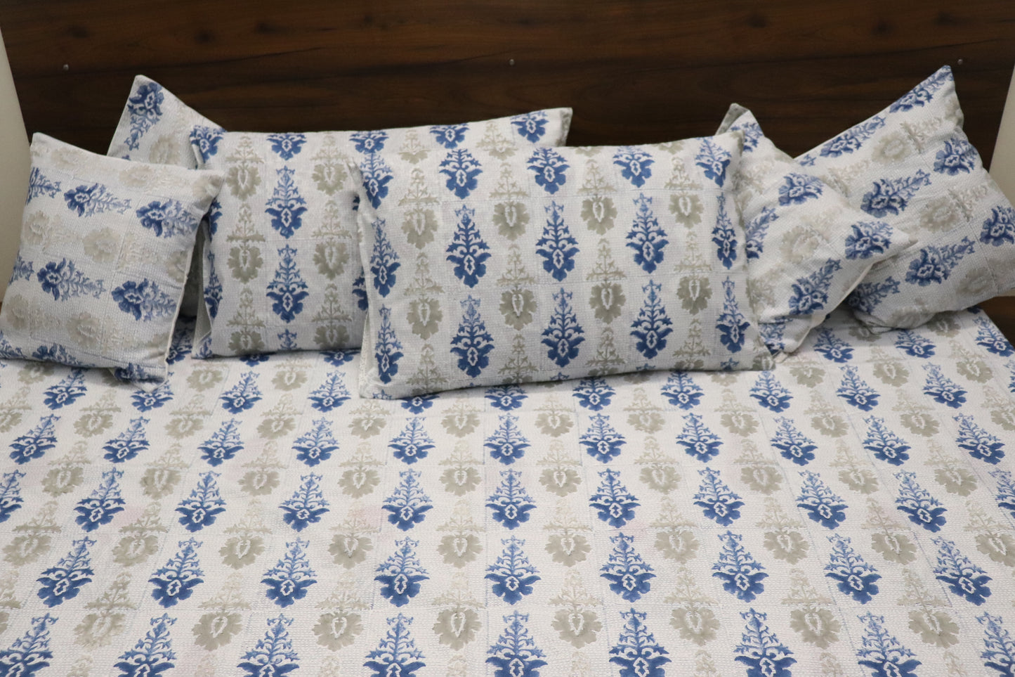 Ombre Block Print Cotton Bed Sheet with Pillow and Cushion Sets